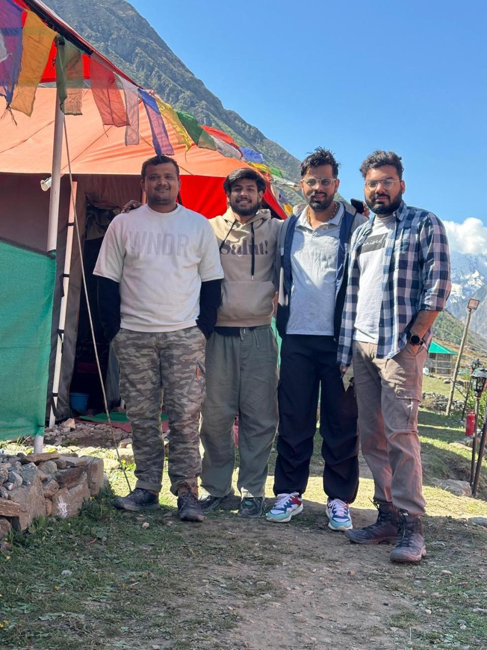 Buddy Hikers Stay Badrinath Extérieur photo